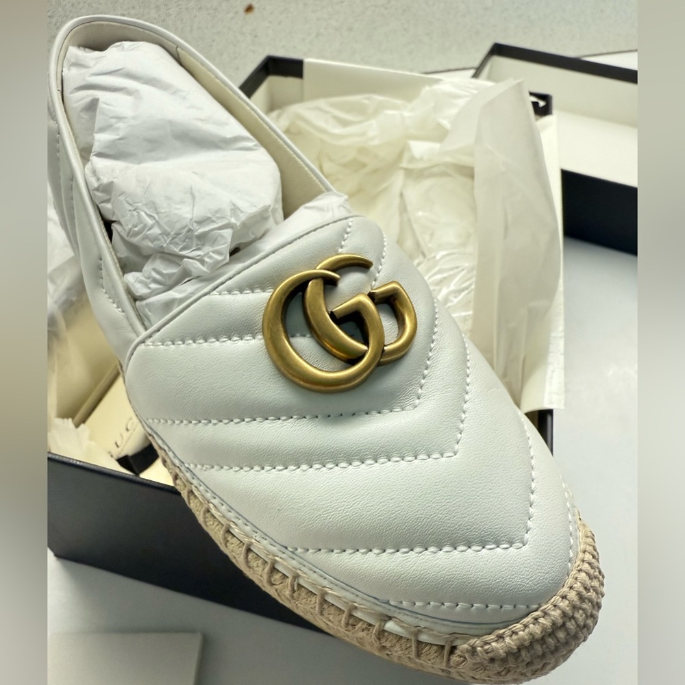 Gucci Cream Espadrille with Gold Logo